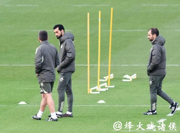 姆巴佩想要金球奖，年轻的阿韦洛亚会是他的“帮手”么